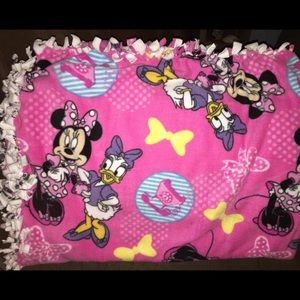 Fleece tied blanket 1.5 yard